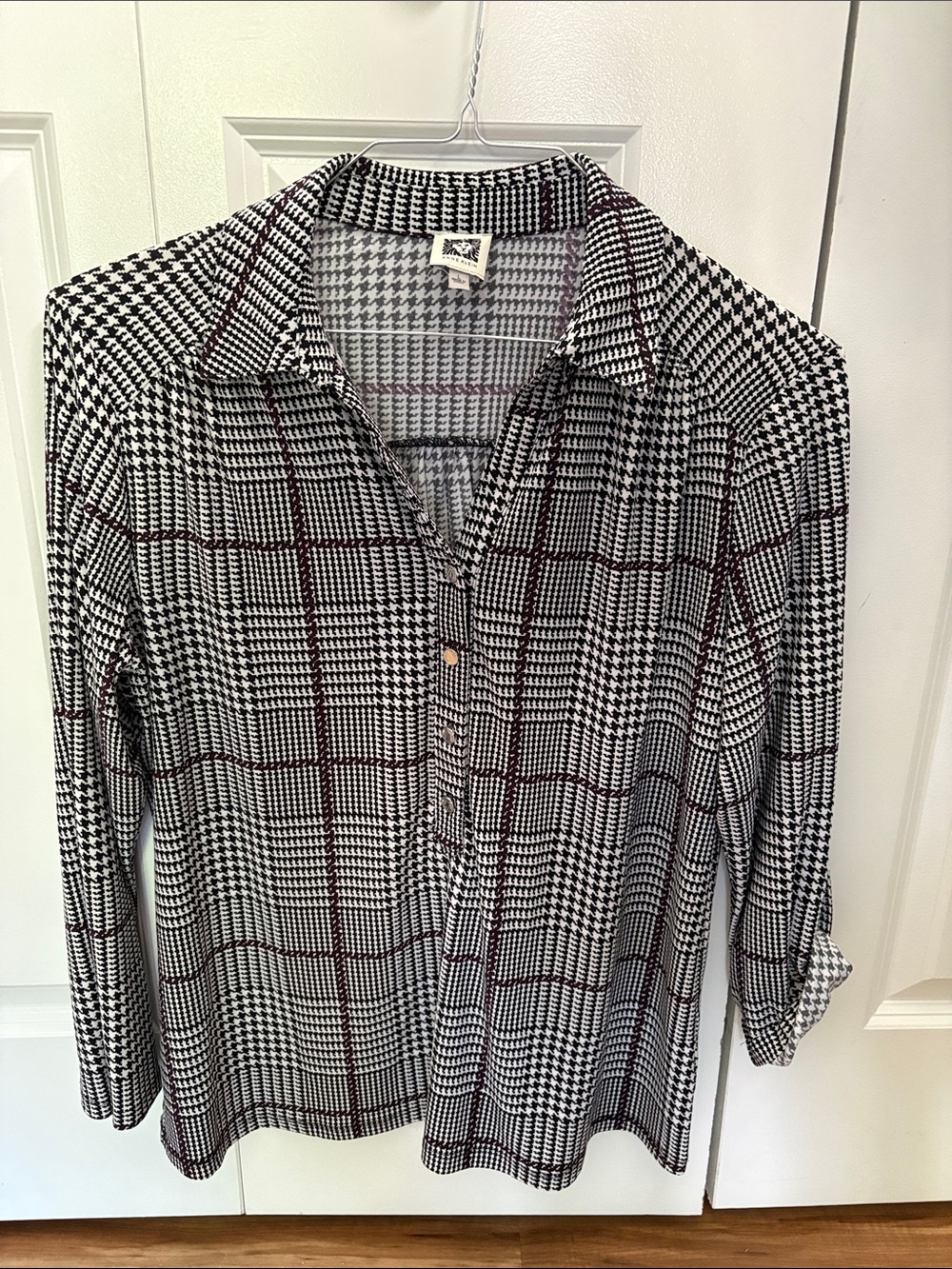 Anne Klein Black, White & Purple Houndstooth Plaid Blouse